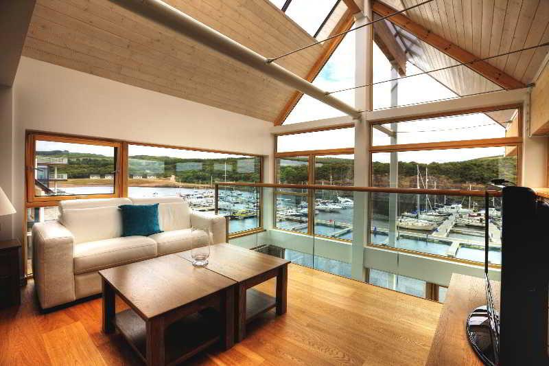 Portavadie Luxury Apartments Ngoại thất bức ảnh
